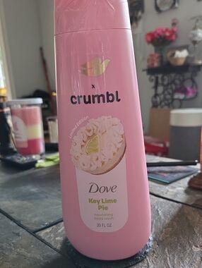 Dove x Crumbl Key Lime Pie Nourishing Body Wash 20oz